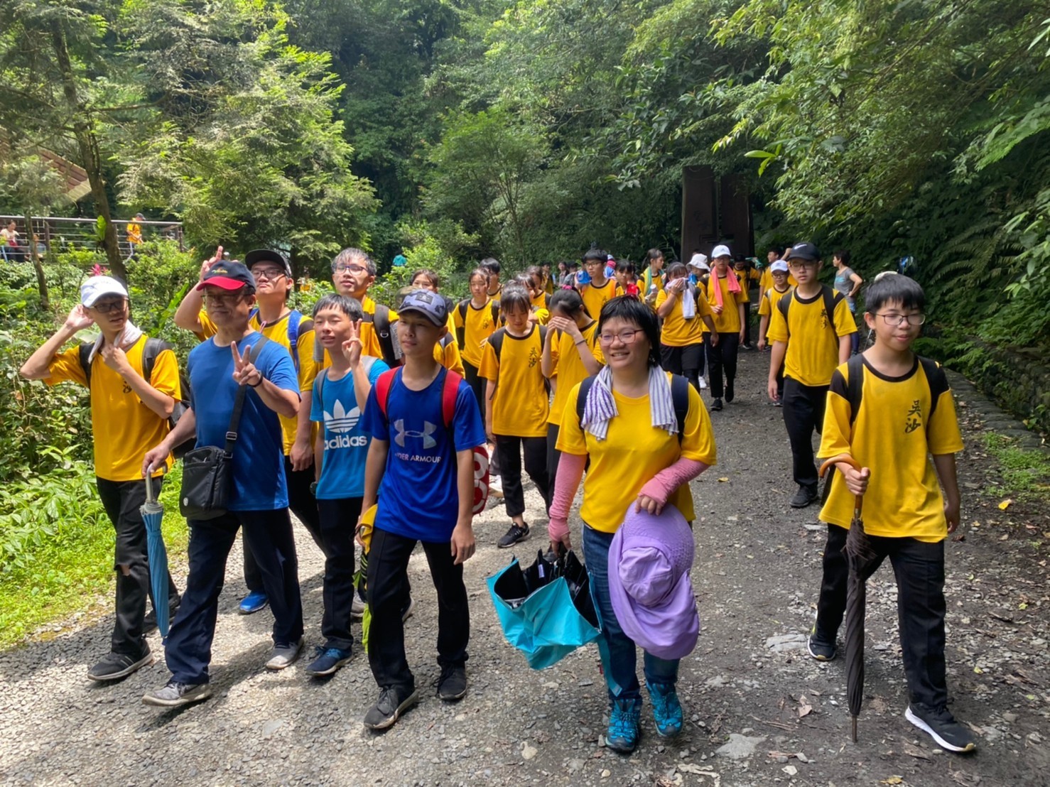超越自我-聖母山莊登山步道健走